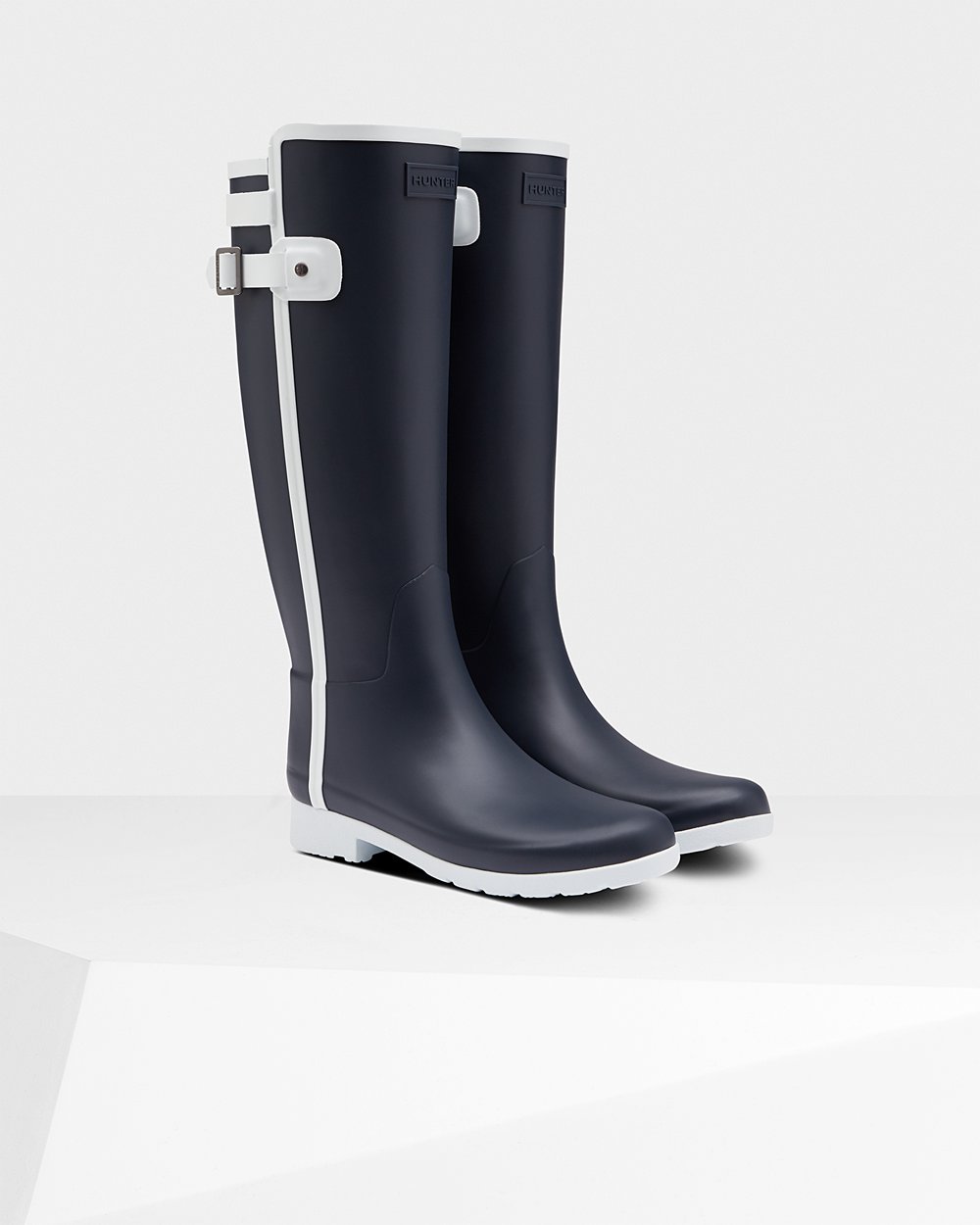 Bottes Hautes de Pluie Hunter Refined Slim Fit Contrast Femme Bleu Marine/Blanche UZFJEPR-46